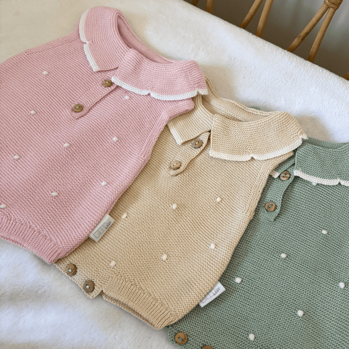 Barboteuse à pois Ineessance, quatre coloris disponibles
