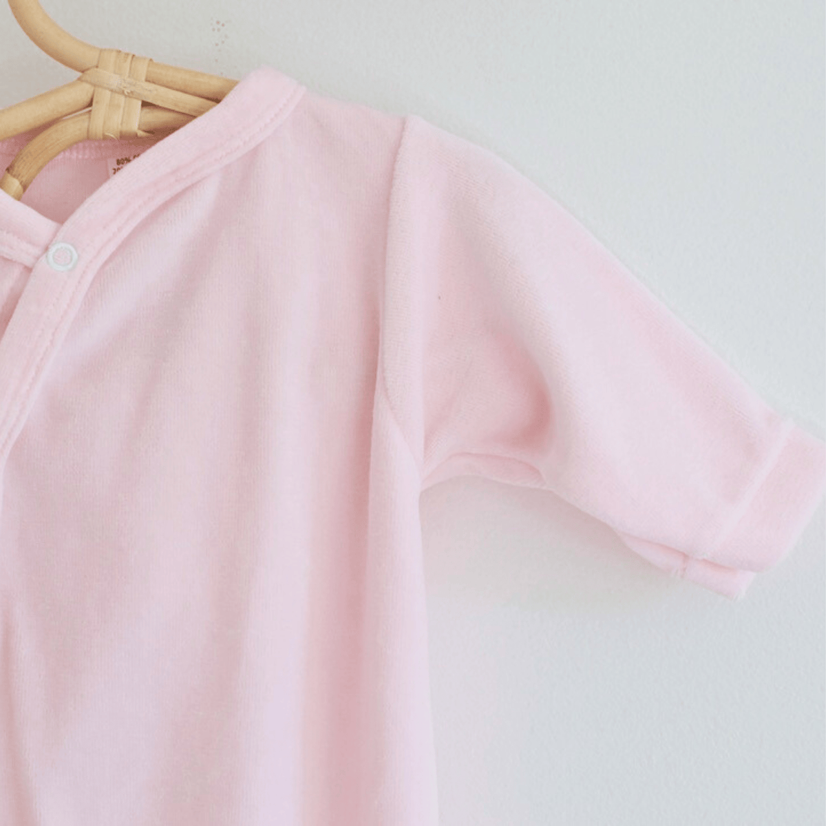 Pyjama de naissance en velours personnalisé au prénom