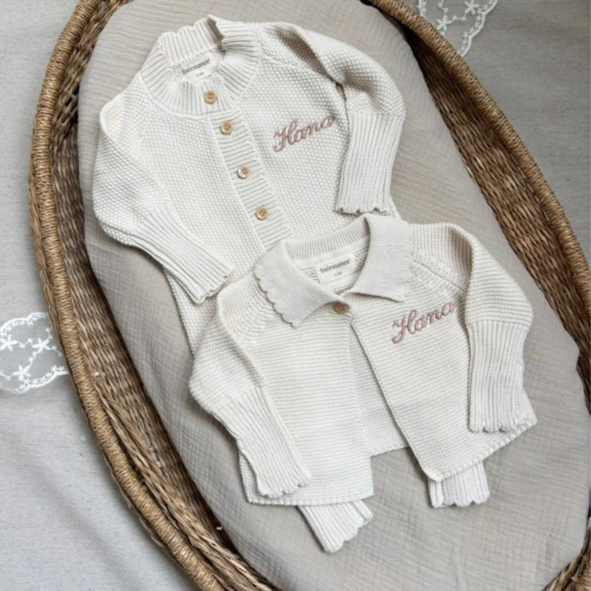 Ensemble de naissance combinaison et brassière en maille personnalisé