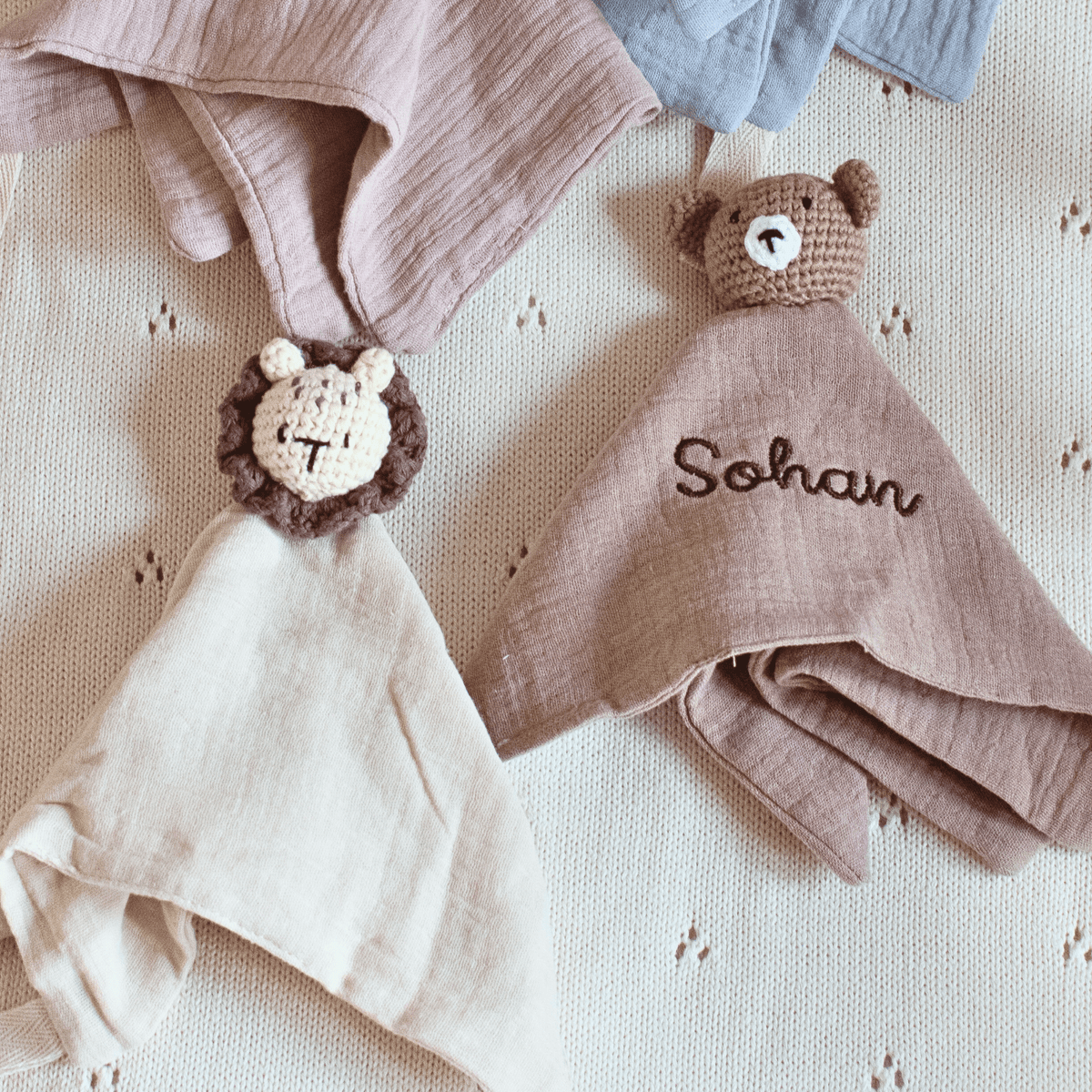 Doudou Complice, premier compagnon rassurant de bébé