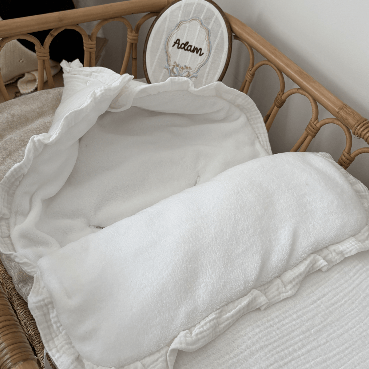 Nid d'ange pour garder bébé au chaud lors des sorties