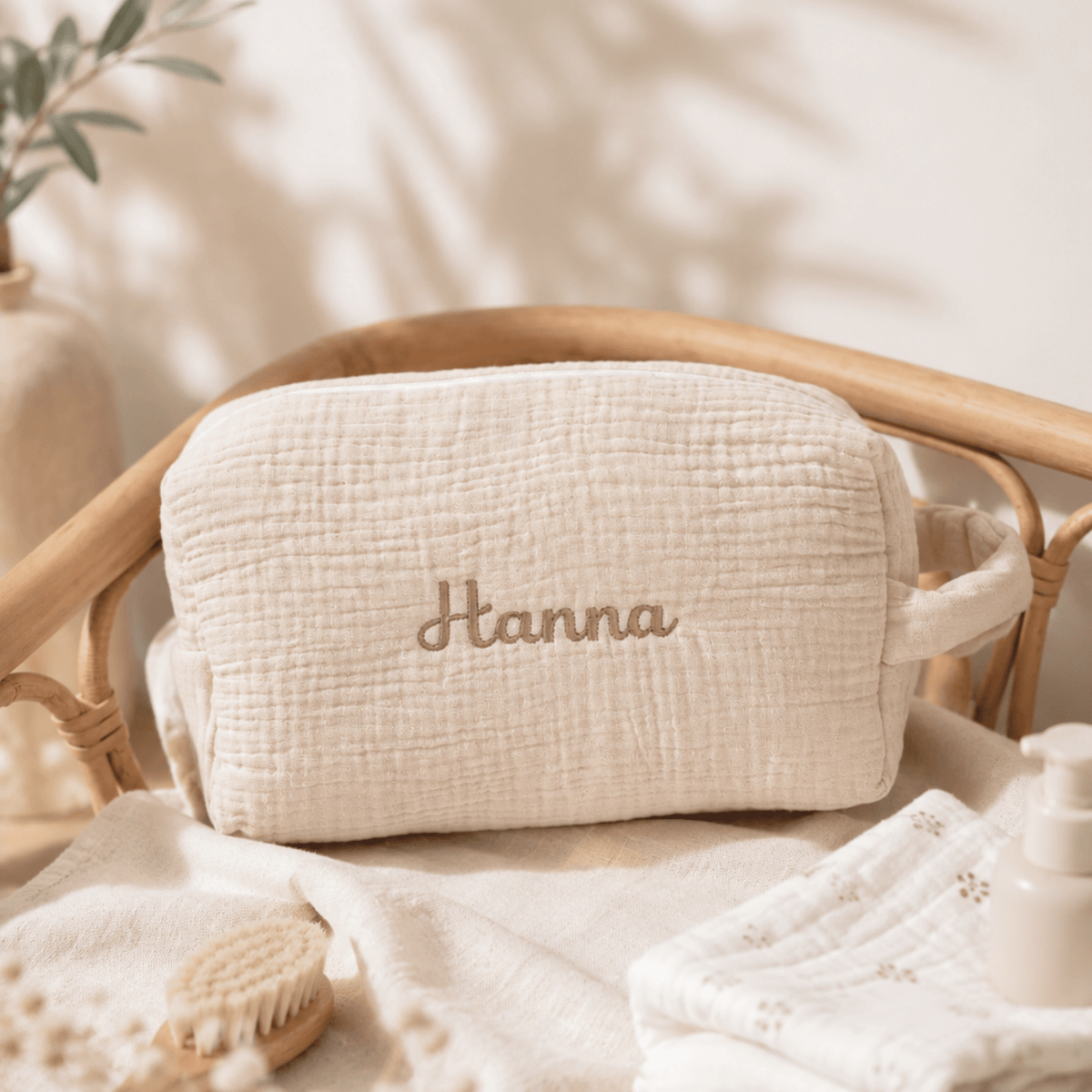 Trousse de toilette bébé en gaze de coton personnalisée
