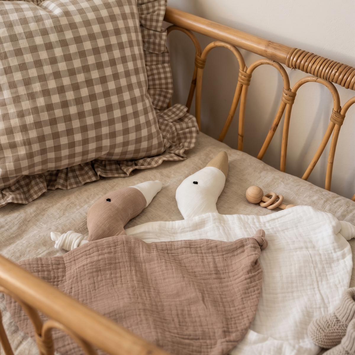 Doudou plat Oie en double gaze de coton pour bébé
