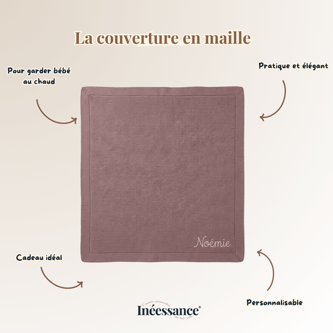 Couverture bébé en maille tricotée brodée au prénom